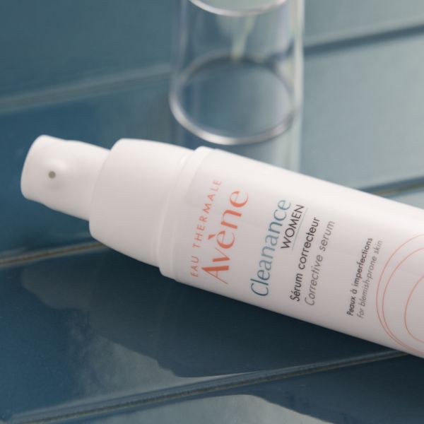 Avene Cleanance Women Ορός Διόρθωσης Για Δέρμα Με Ατέλειες & Ανομοιόμορφη Υφή Για Τη Γυναικεία Επιδερμίδα 30ml